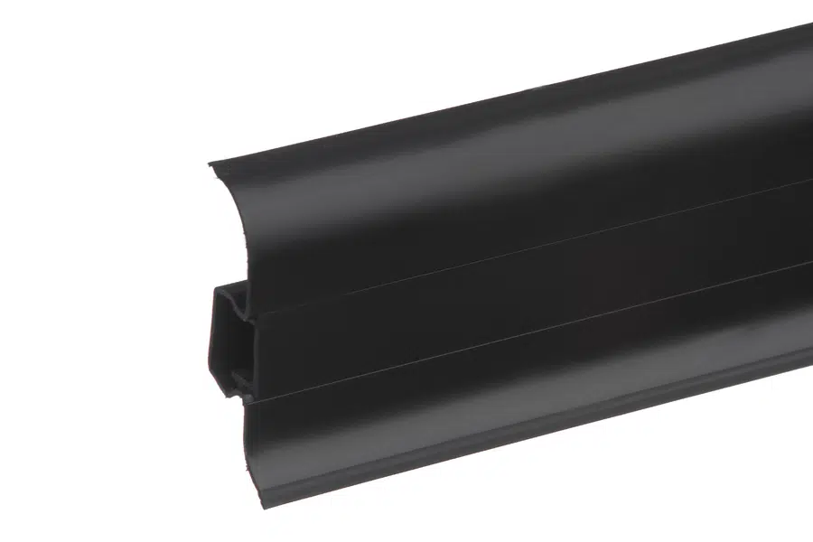 Plastikinė grindjuostė Premium juoda
