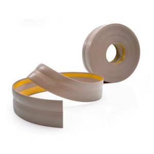 Lanksčios grindjuostės smėlio spalvos (PVC) 1 Lanksčios grindjuostės smėlio spalvos (PVC) 1