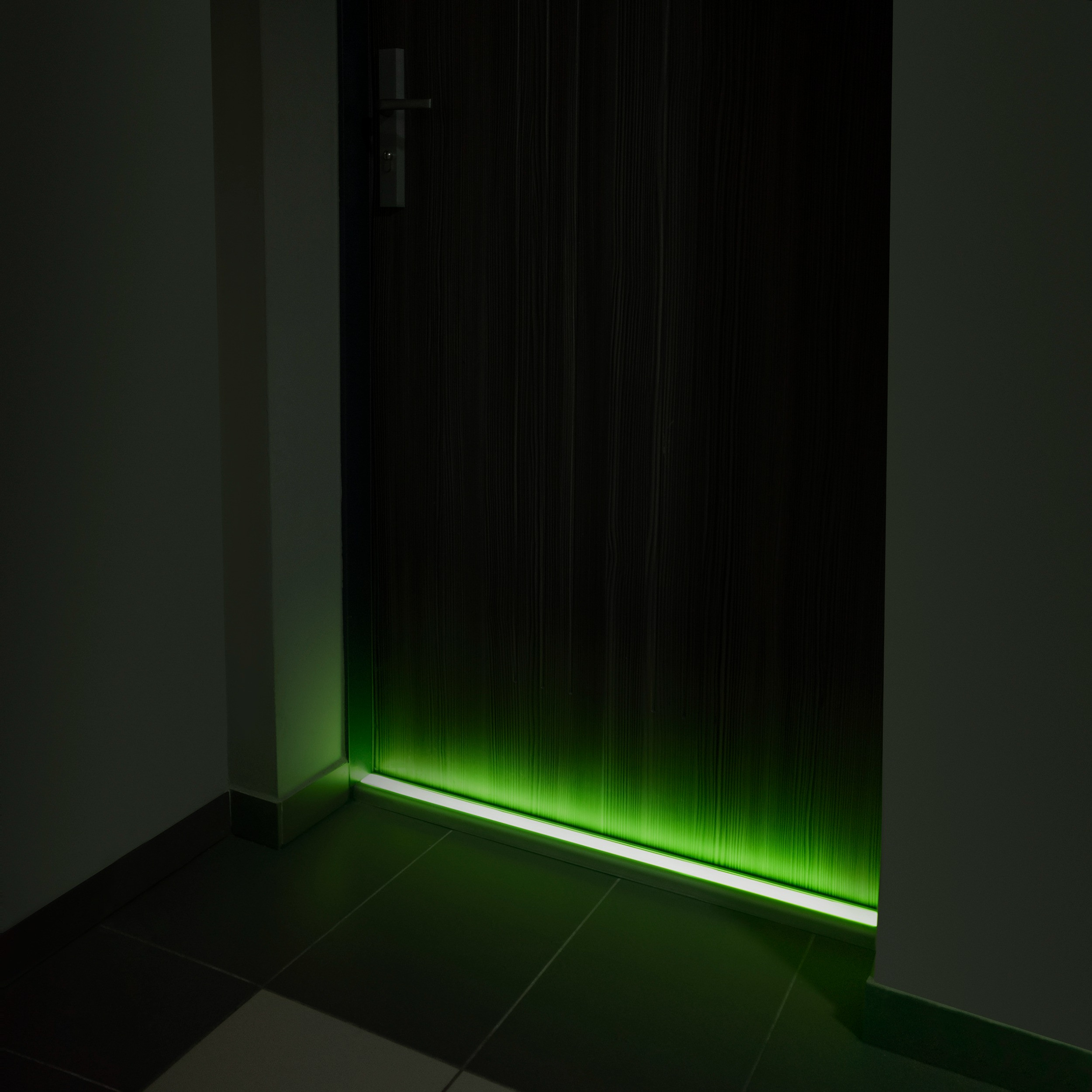 Lipni fluorescencinė PVC juosta 1 galerijos paveikslėlis